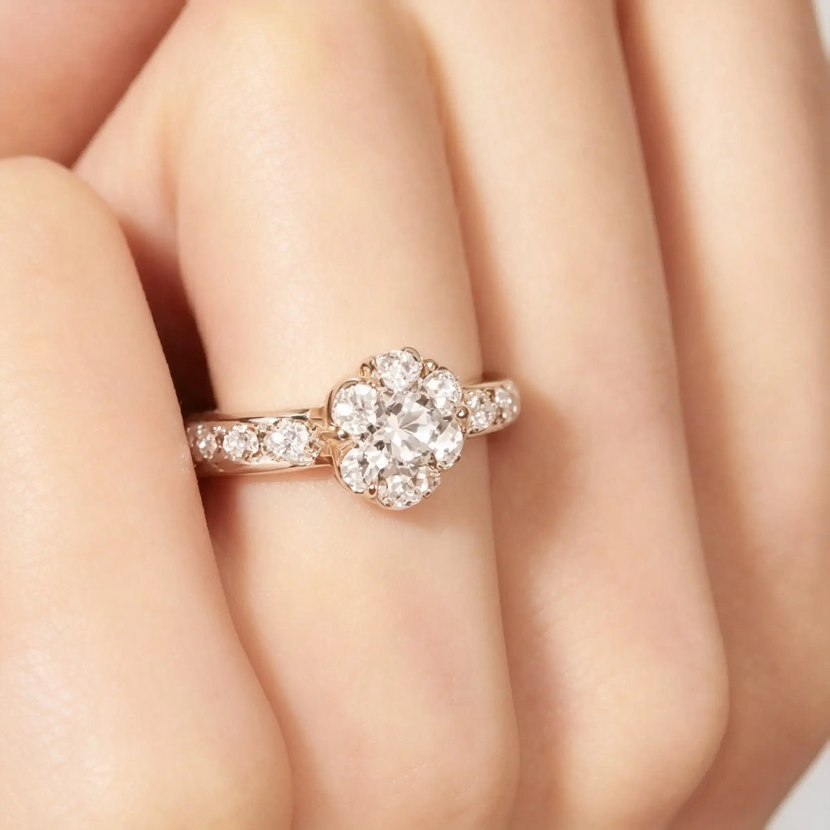 Van Cleef & Arpels Fleurette Collection