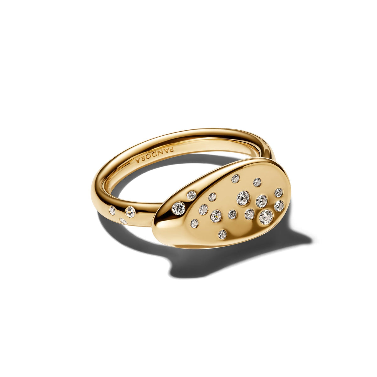Pandora Medium Stone-Set Oval Signet Ring