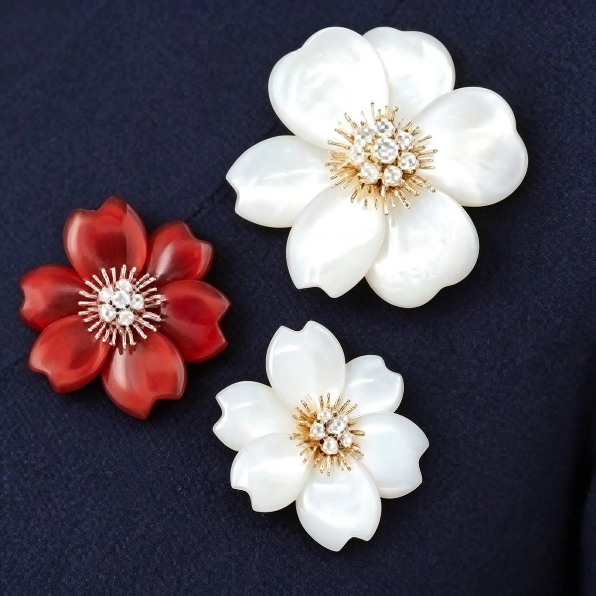 Van Cleef & Arpels Rose de Noël Collection Medium Christmas Rose Brooch