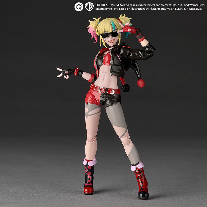 Revoltech Amazing Yamaguchi Harley Quinn Suicide Squad Isekai Ver.