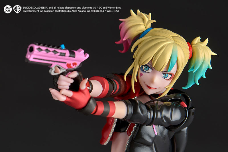 Revoltech Amazing Yamaguchi Harley Quinn Suicide Squad Isekai Ver.