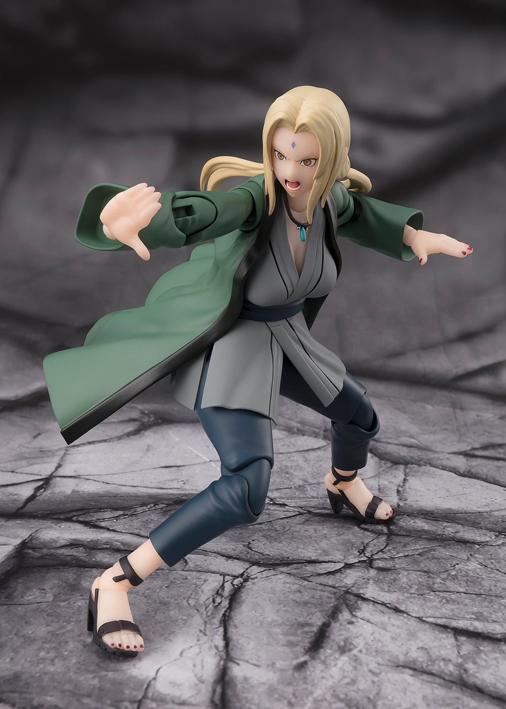 S.H.Figuarts Tsunade -The Legendary Medical Ninja-