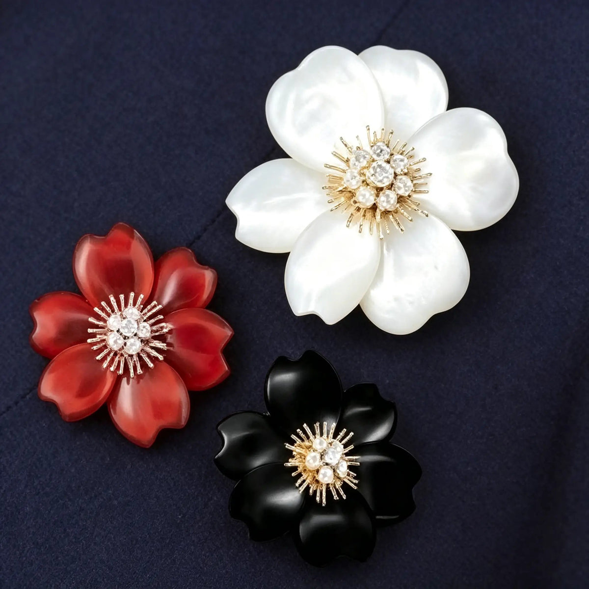 Van Cleef & Arpels Rose de Noël Collection Medium Christmas Rose Brooch